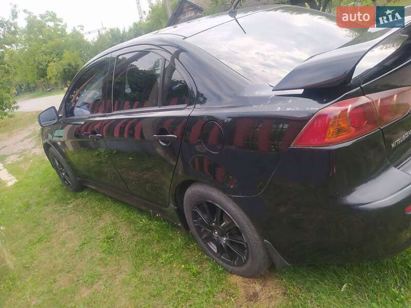 Седан Mitsubishi Lancer 2008 в Ужгороде