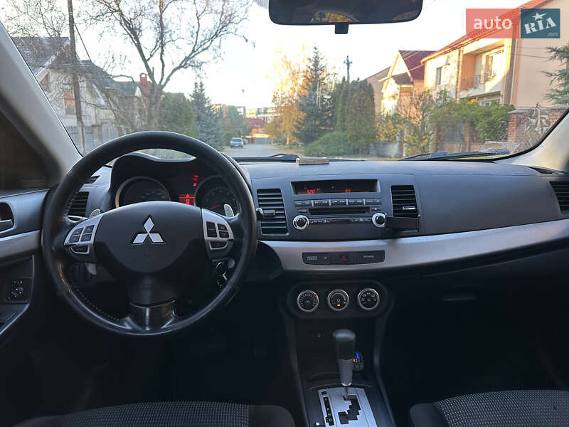 Седан Mitsubishi Lancer 2009 в Ужгороді фото 7 Седан Mitsubishi Lancer 2009 в Ужгороді