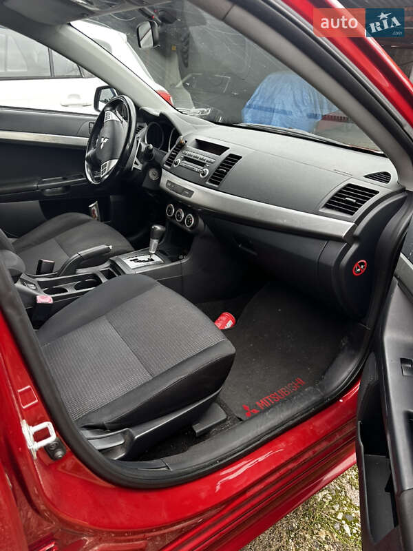 Седан Mitsubishi Lancer 2008 в Киеве