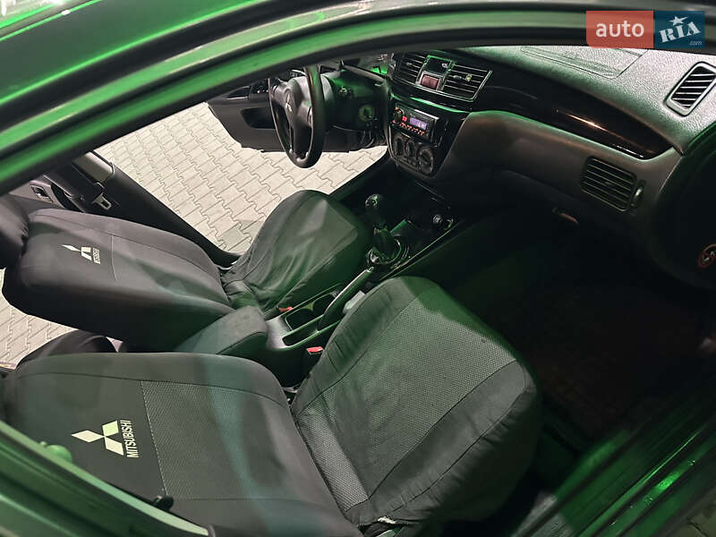 Седан Mitsubishi Lancer 2007 в Киеве фото 19 Седан Mitsubishi Lancer 2007 в Киеве