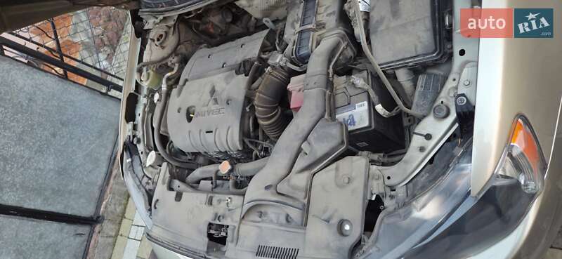 Хетчбек Mitsubishi Lancer 2009 в Городку