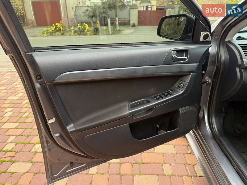 Седан Mitsubishi Lancer 2008 в Одессе