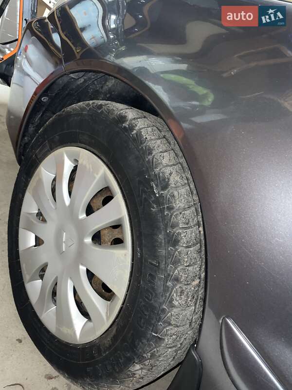 Седан Mitsubishi Lancer 2007 в Чемерівцях