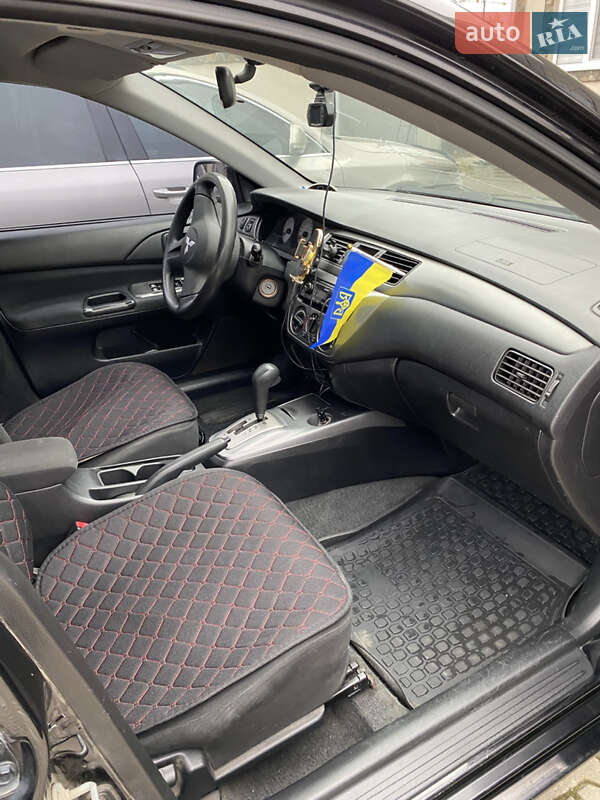 Седан Mitsubishi Lancer 2009 в Новоселице фото 4 Седан Mitsubishi Lancer 2009 в Новоселице