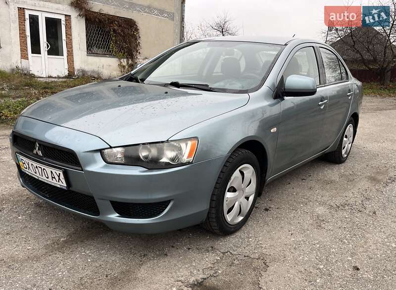 Седан Mitsubishi Lancer 2008 в Ярмолинцах