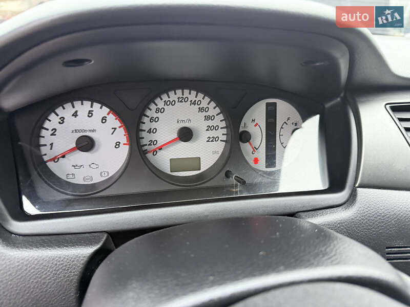 Седан Mitsubishi Lancer 2009 в Киеве