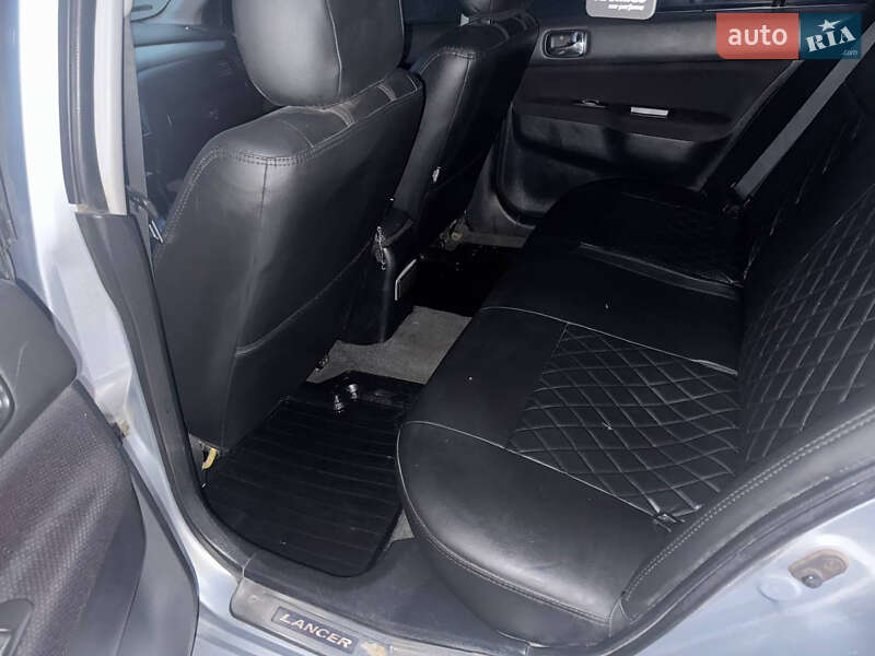 Седан Mitsubishi Lancer 2005 в Житомире
