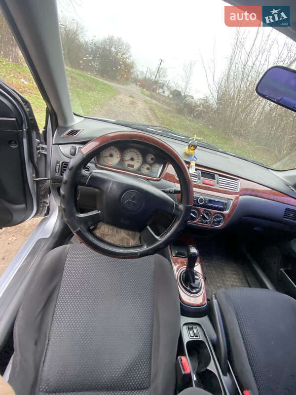 Седан Mitsubishi Lancer 2005 в Дніпрі фото 9 Седан Mitsubishi Lancer 2005 в Дніпрі