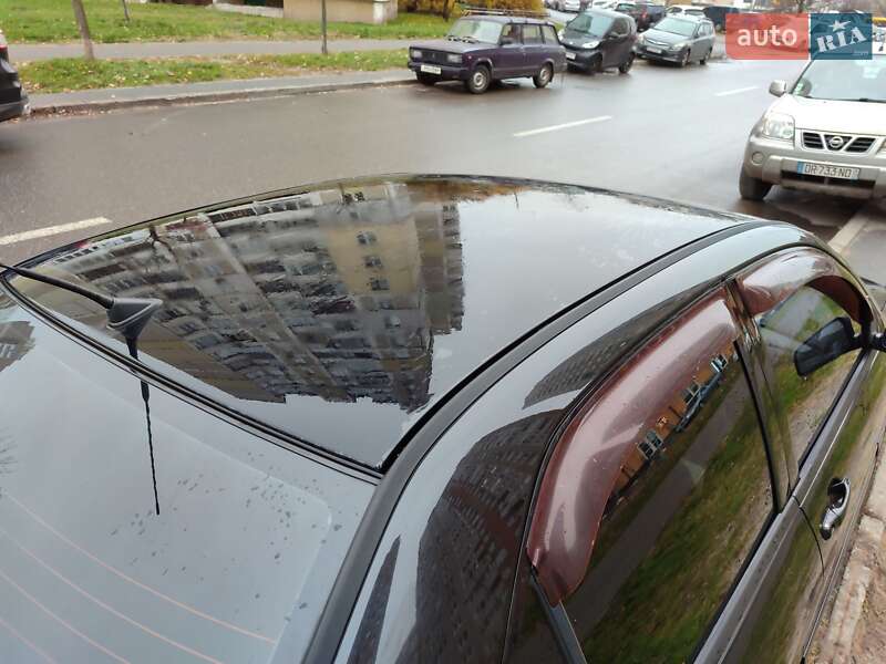 Седан Mitsubishi Lancer 2006 в Киеве