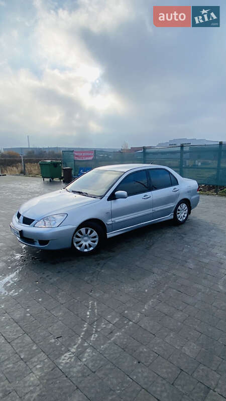 Седан Mitsubishi Lancer 2006 в Львові