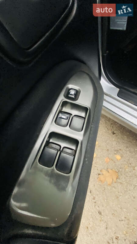 Седан Mitsubishi Lancer 2006 в Львові