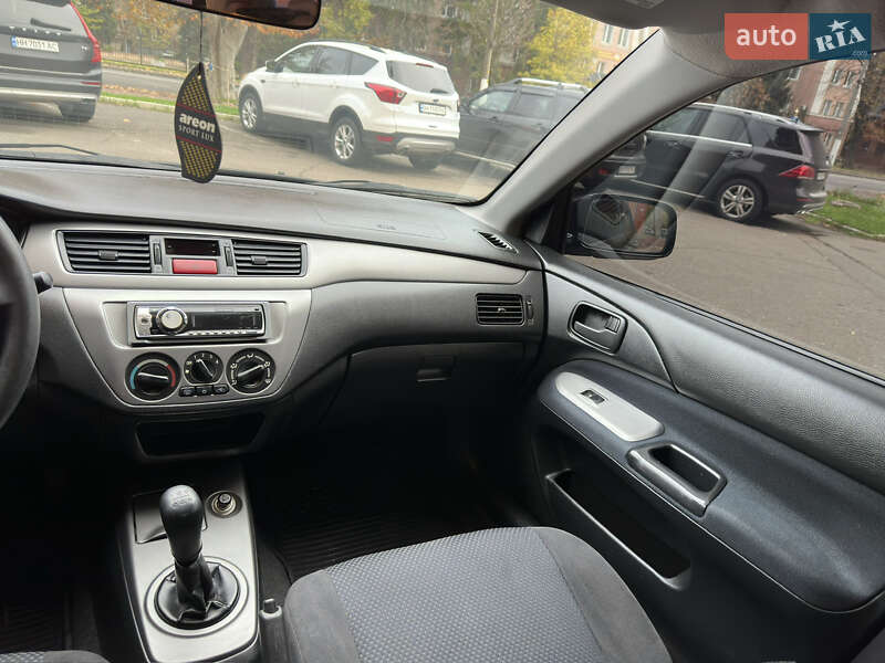 Седан Mitsubishi Lancer 2007 в Одессе