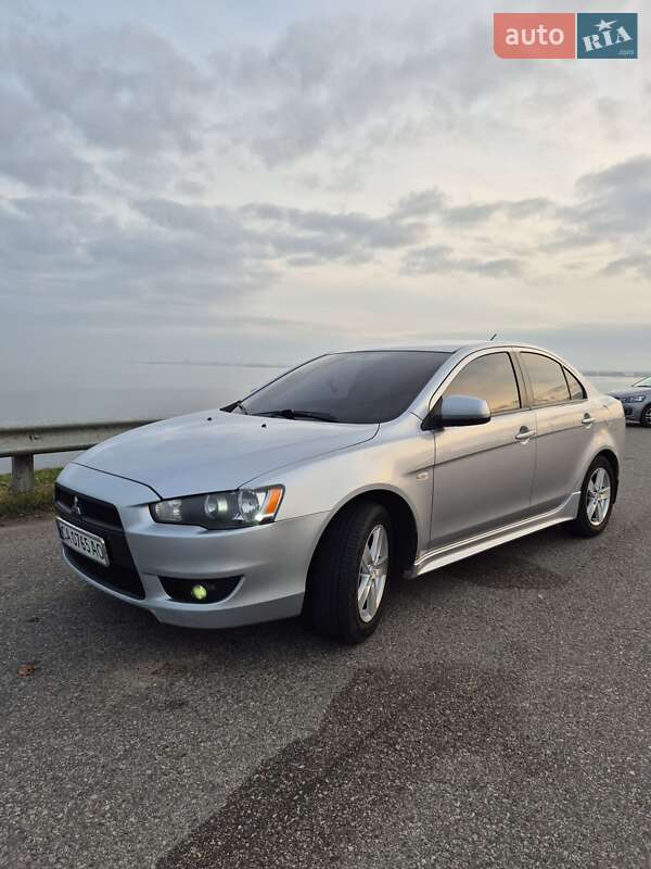 Седан Mitsubishi Lancer 2007 в Черкасах