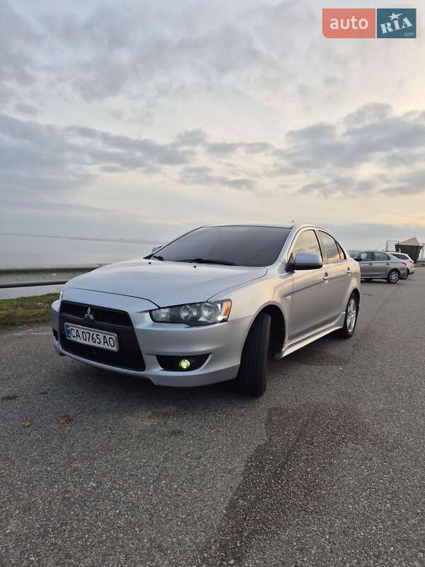 Седан Mitsubishi Lancer 2007 в Черкасах