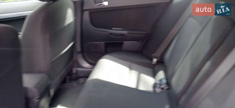 Хетчбек Mitsubishi Lancer 2008 в Львові фото 37 Хетчбек Mitsubishi Lancer 2008 в Львові