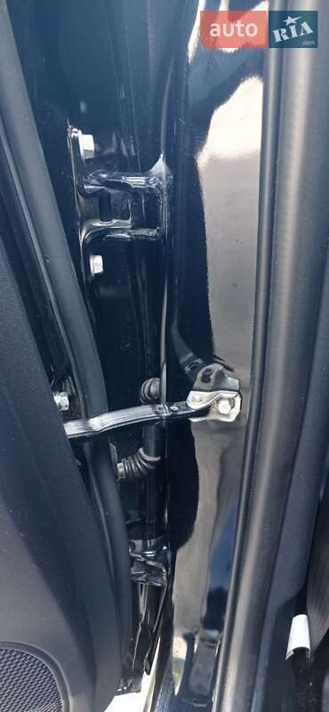 Хетчбек Mitsubishi Lancer 2008 в Львові фото 41 Хетчбек Mitsubishi Lancer 2008 в Львові