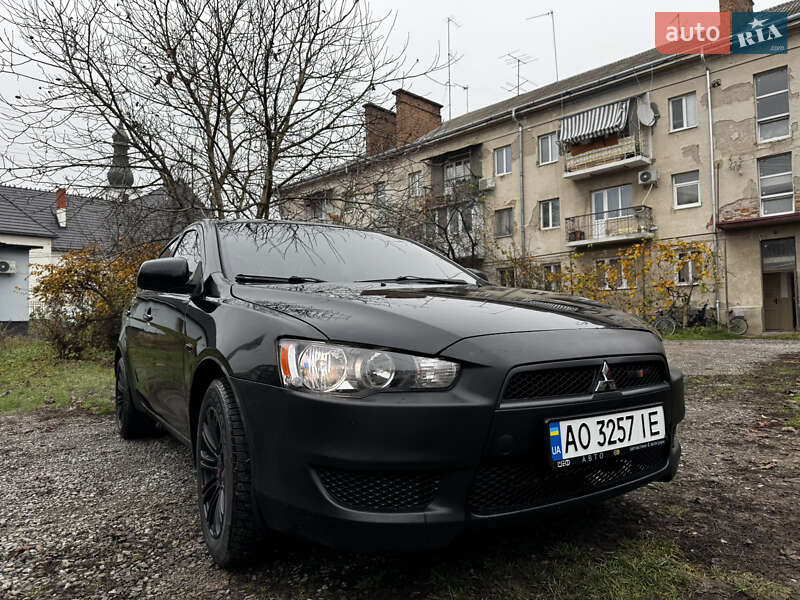 Седан Mitsubishi Lancer 2008 в Виноградові