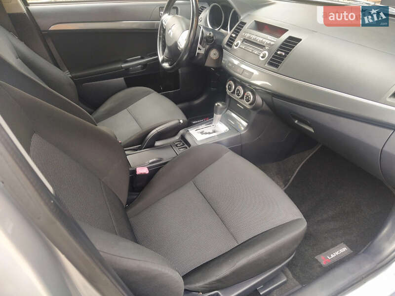 Хетчбек Mitsubishi Lancer 2008 в Луцьку фото 5 Хетчбек Mitsubishi Lancer 2008 в Луцьку