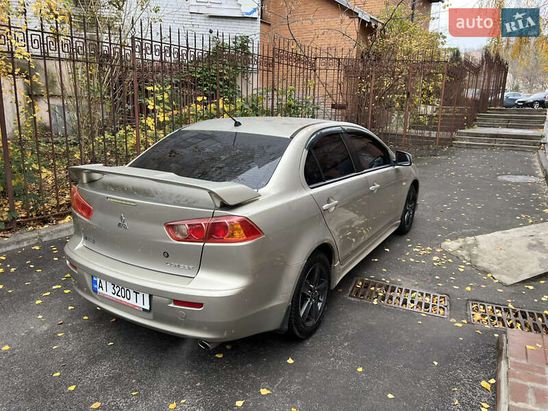Седан Mitsubishi Lancer 2007 в Києві