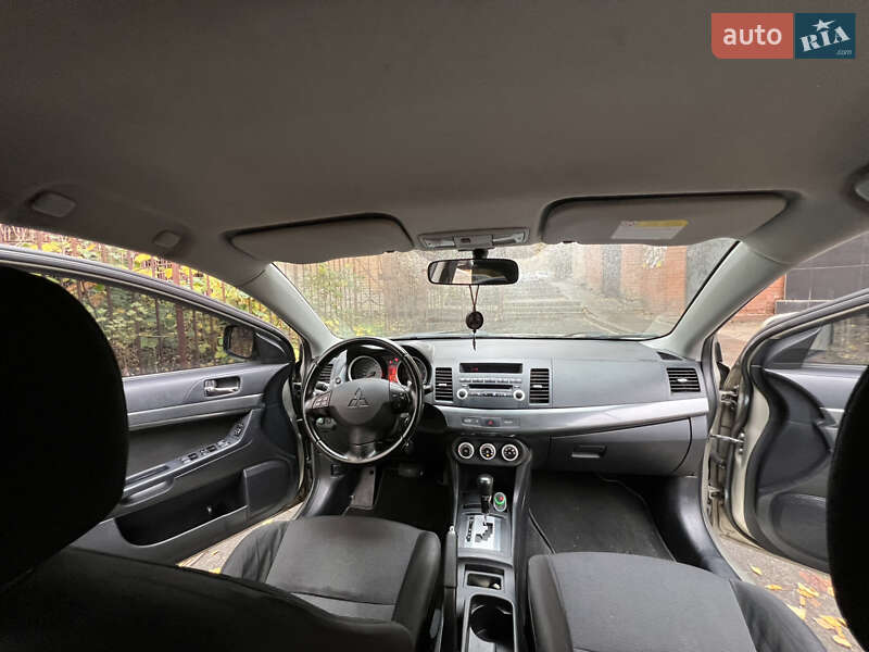 Седан Mitsubishi Lancer 2007 в Києві