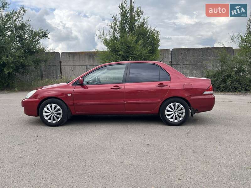 Седан Mitsubishi Lancer 2005 в Дніпрі