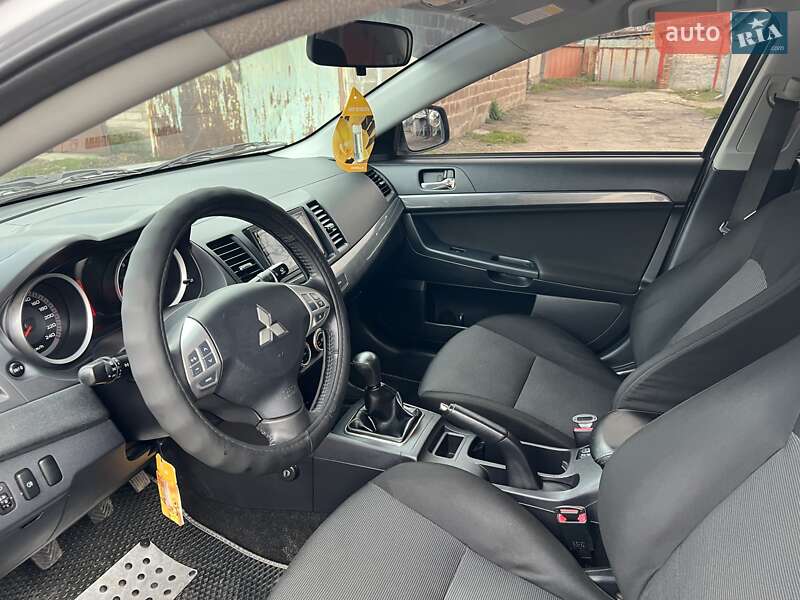 Седан Mitsubishi Lancer 2007 в Запоріжжі