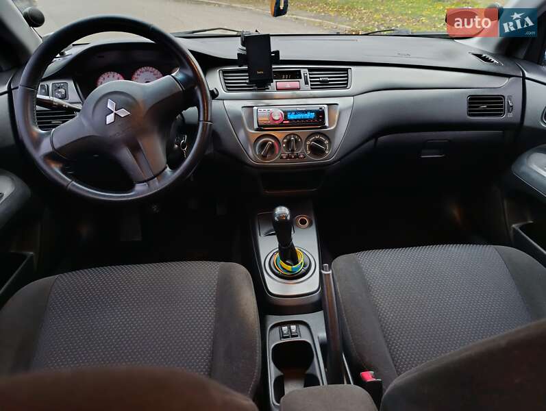 Седан Mitsubishi Lancer 2007 в Черкассах