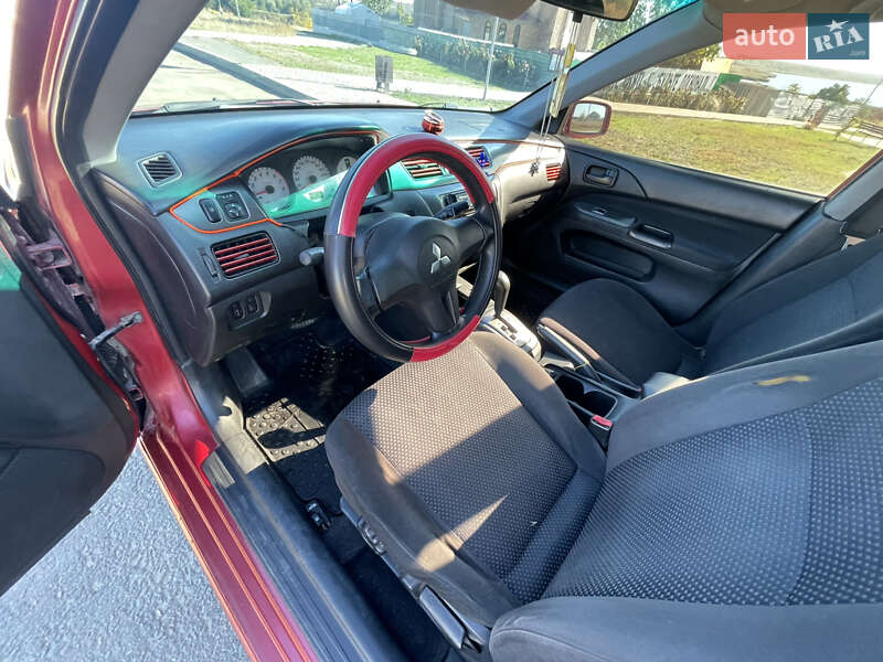 Седан Mitsubishi Lancer 2006 в Миколаєві