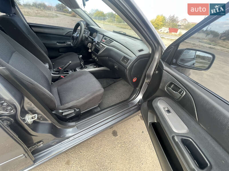 Седан Mitsubishi Lancer 2007 в Миколаєві