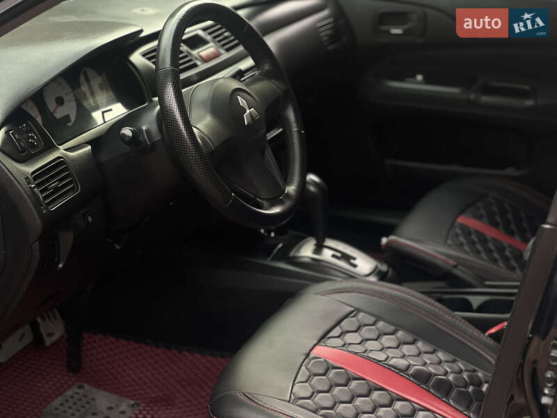 Седан Mitsubishi Lancer 2007 в Києві фото 28 Седан Mitsubishi Lancer 2007 в Києві