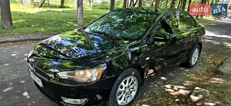 Седан Mitsubishi Lancer 2008 в Ровно