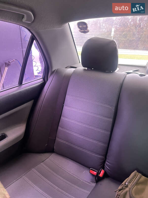 Седан Mitsubishi Lancer 2004 в Стебнику фото 15 Седан Mitsubishi Lancer 2004 в Стебнику