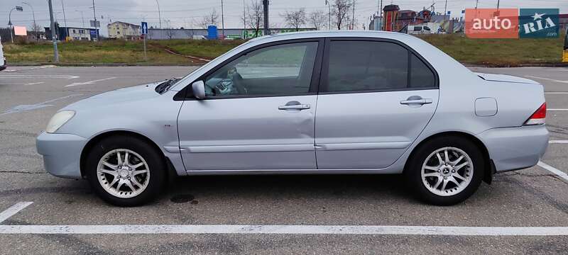 Седан Mitsubishi Lancer 2008 в Києві
