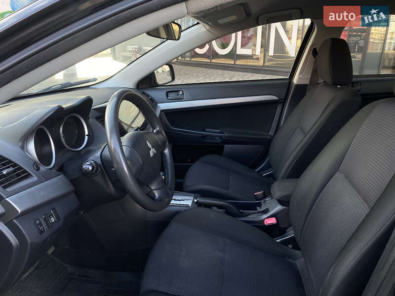 Седан Mitsubishi Lancer 2010 в Києві фото 19 Седан Mitsubishi Lancer 2010 в Києві