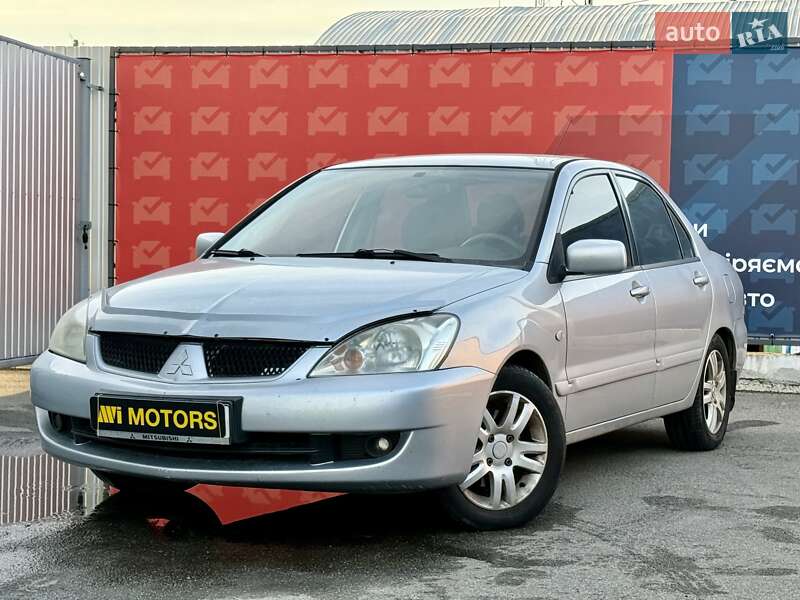 Седан Mitsubishi Lancer 2007 в Киеве
