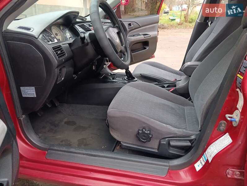 Седан Mitsubishi Lancer 2004 в Вінниці