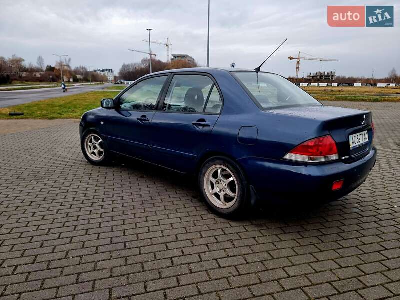 Седан Mitsubishi Lancer 2008 в Львові
