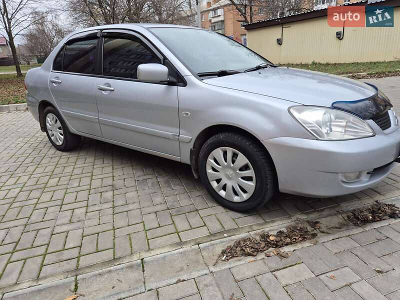 Седан Mitsubishi Lancer 2007 в Умани