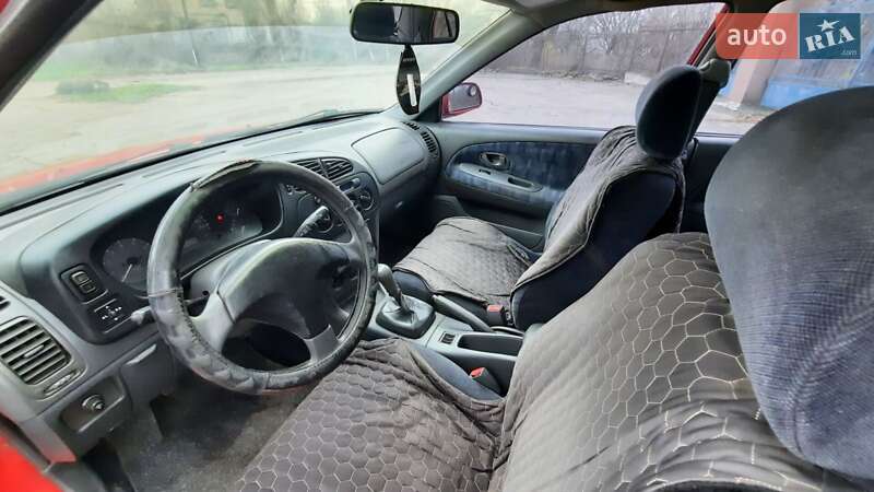 Седан Mitsubishi Lancer 1996 в Братському