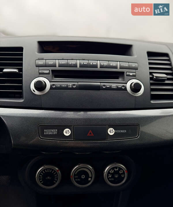 Седан Mitsubishi Lancer 2007 в Запорожье