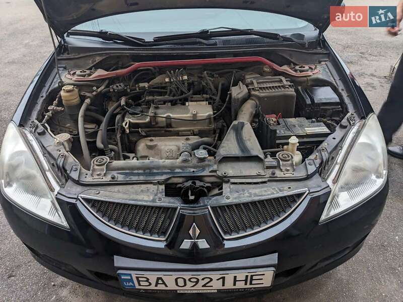 Седан Mitsubishi Lancer 2004 в Новгородці фото 8 Седан Mitsubishi Lancer 2004 в Новгородці