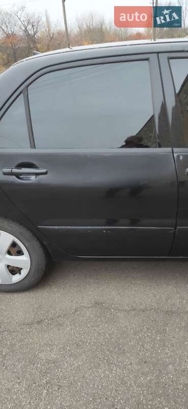Седан Mitsubishi Lancer 2004 в Новгородці фото 5 Седан Mitsubishi Lancer 2004 в Новгородці
