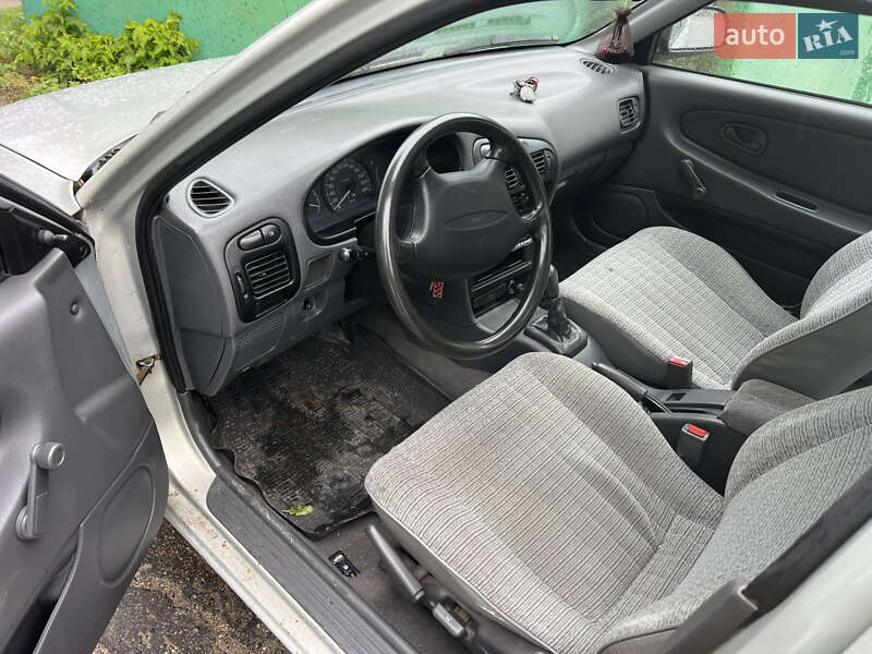 Седан Mitsubishi Lancer 1995 в Красилове