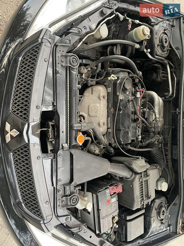 Седан Mitsubishi Lancer 2006 в Днепре