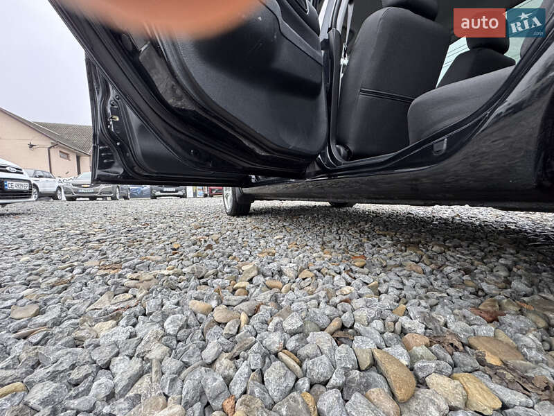 Седан Mitsubishi Lancer 2008 в Черновцах