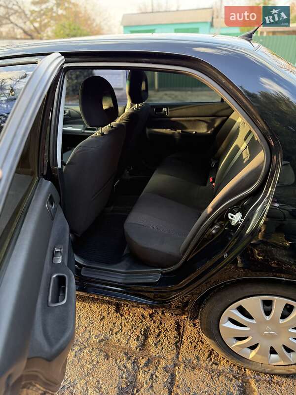 Седан Mitsubishi Lancer 2009 в Верхньодніпровську