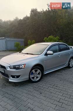 Седан Mitsubishi Lancer 2009 в Старом Самборе