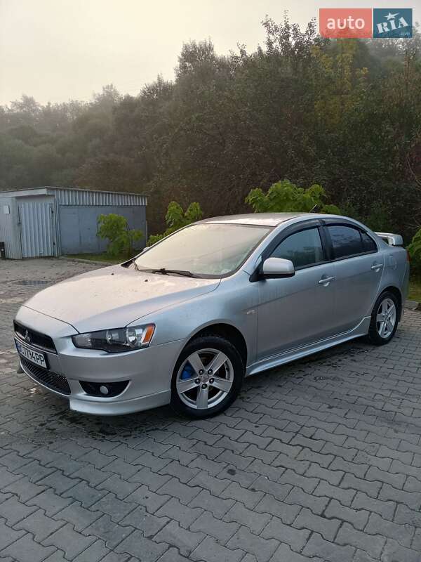 Седан Mitsubishi Lancer 2009 в Турке