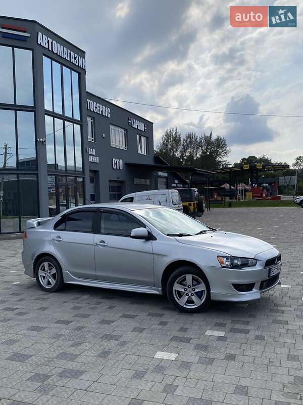 Седан Mitsubishi Lancer 2009 в Турке