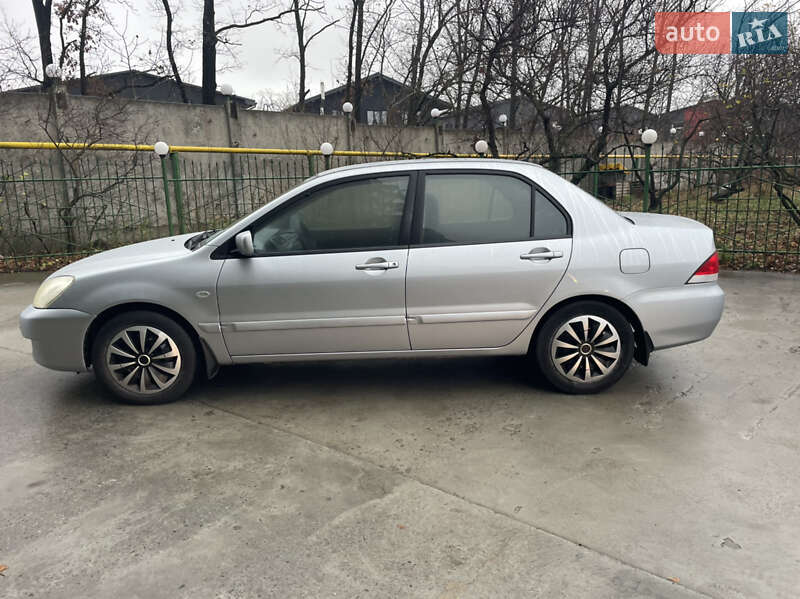 Седан Mitsubishi Lancer 2008 в Києві